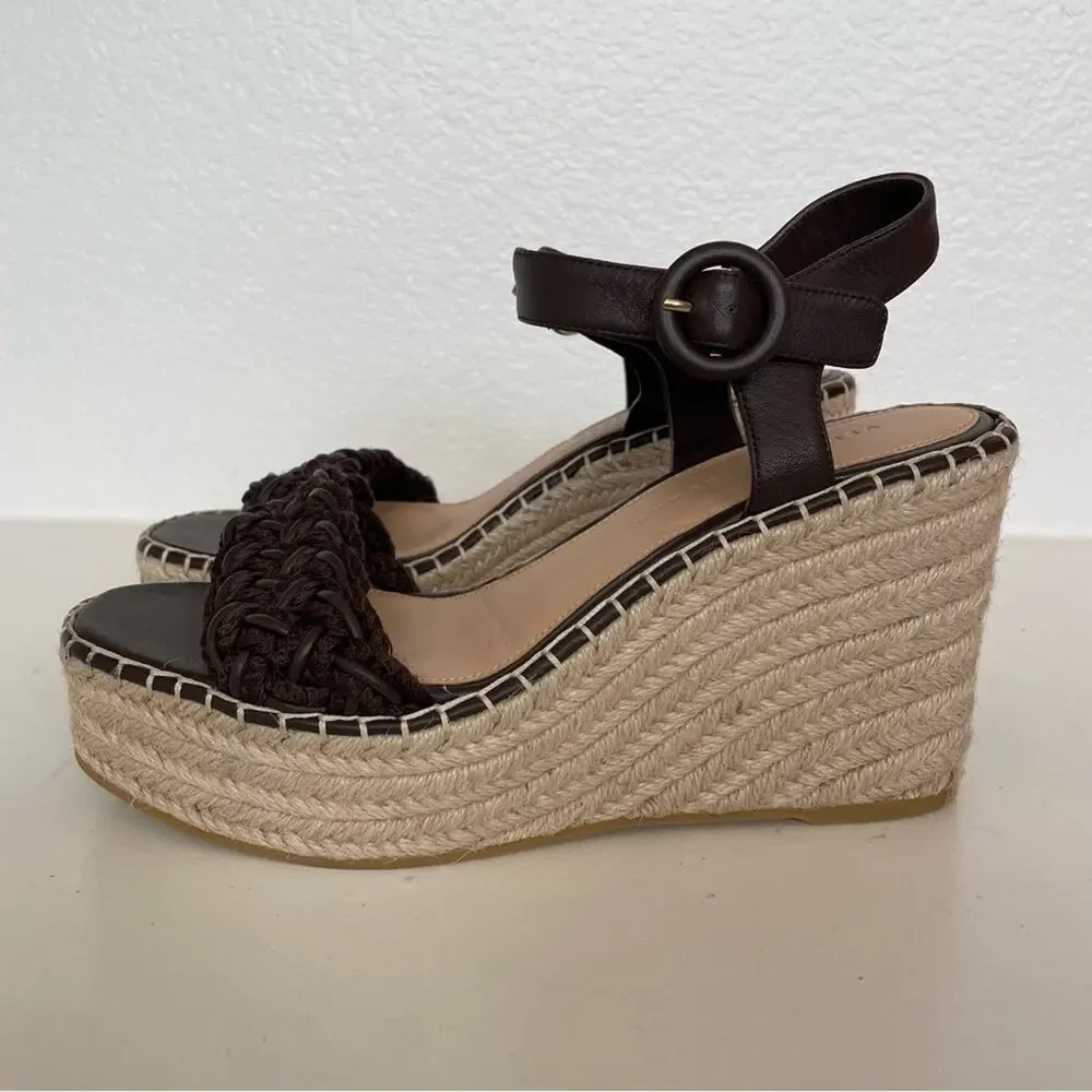strap espadrille